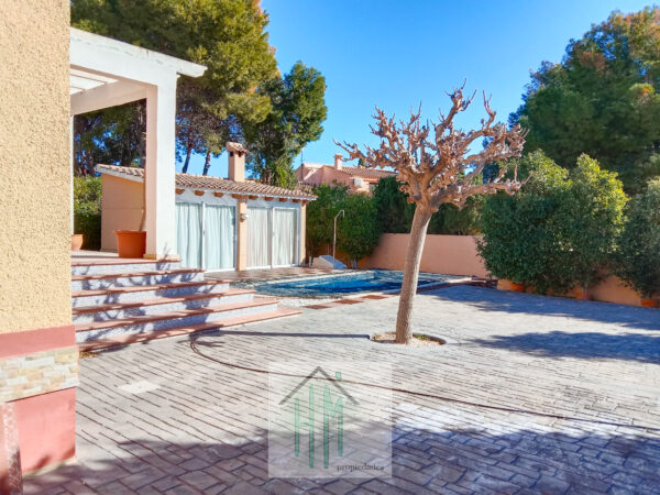 Chalet en venta - LA HUERTA DE MUCHAMIEL - ALICANTE